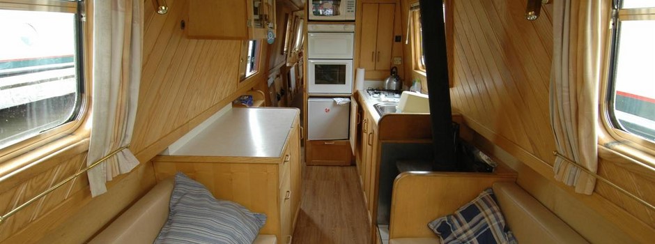 narrow boat share soudley 6.jpg