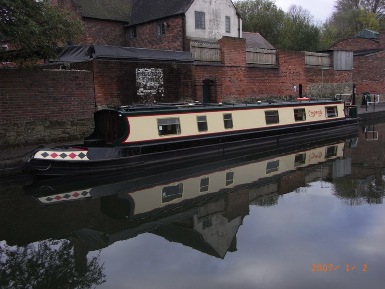 Shared narrow boat Cropredy