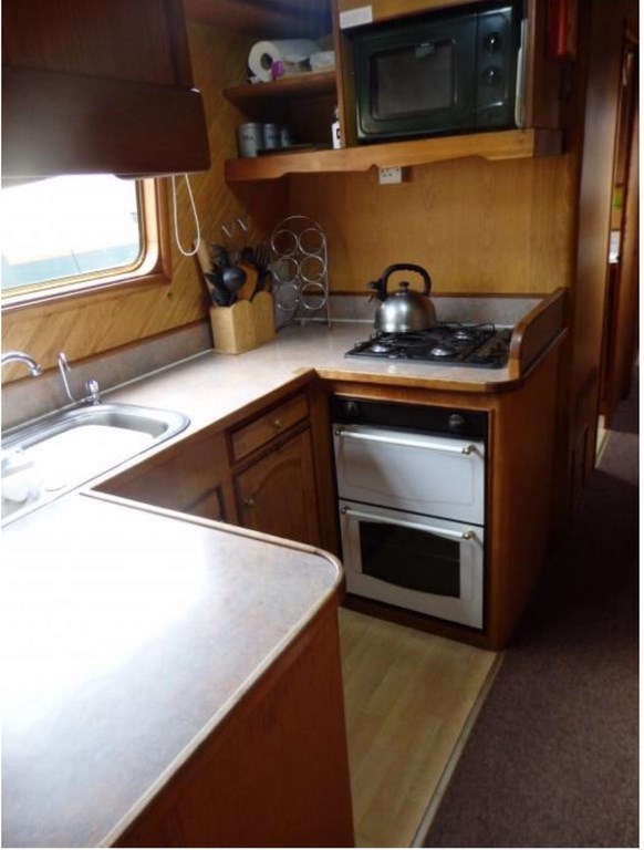 Shared narrow boat Cropredy