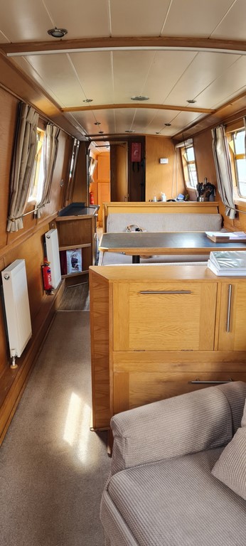 Shared narrow boat Ellen