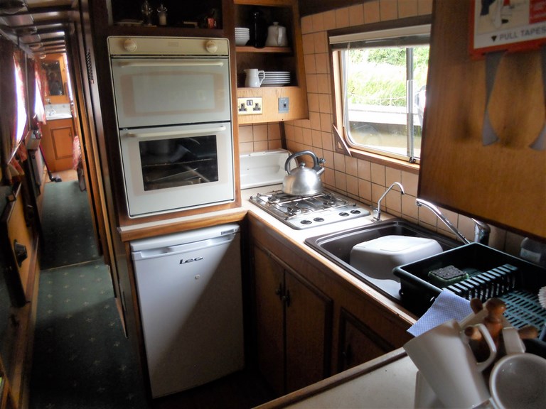 Shared narrow boat Centurion