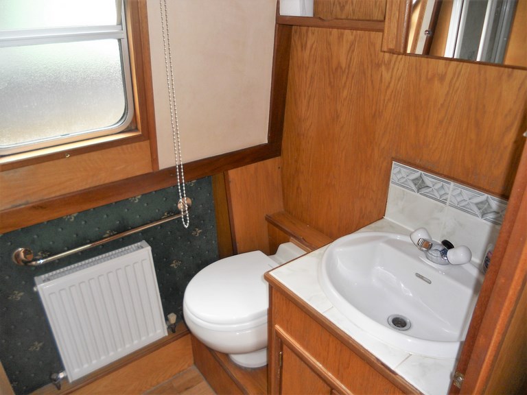 Shared narrow boat Centurion