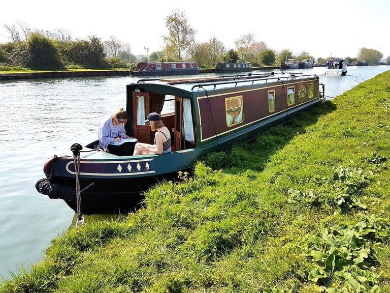 Shared narrow boat Quince
