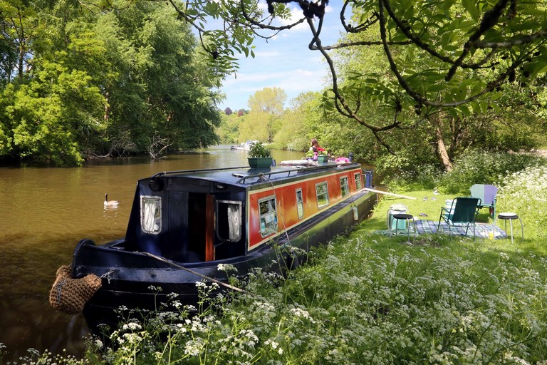 Shared narrow boat Grainne Mhaol