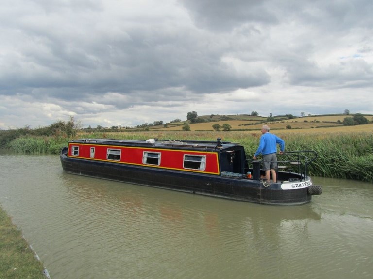 Shared narrow boat Grainne Mhaol