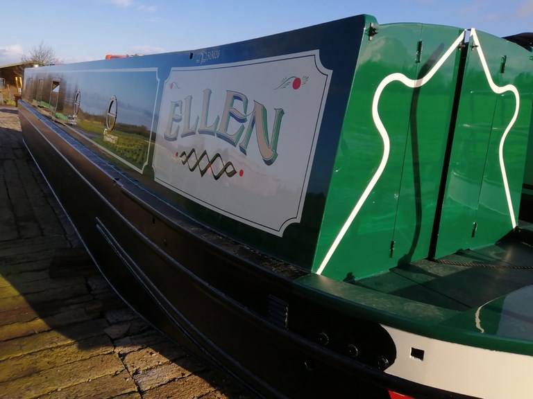 Shared narrow boat Ellen
