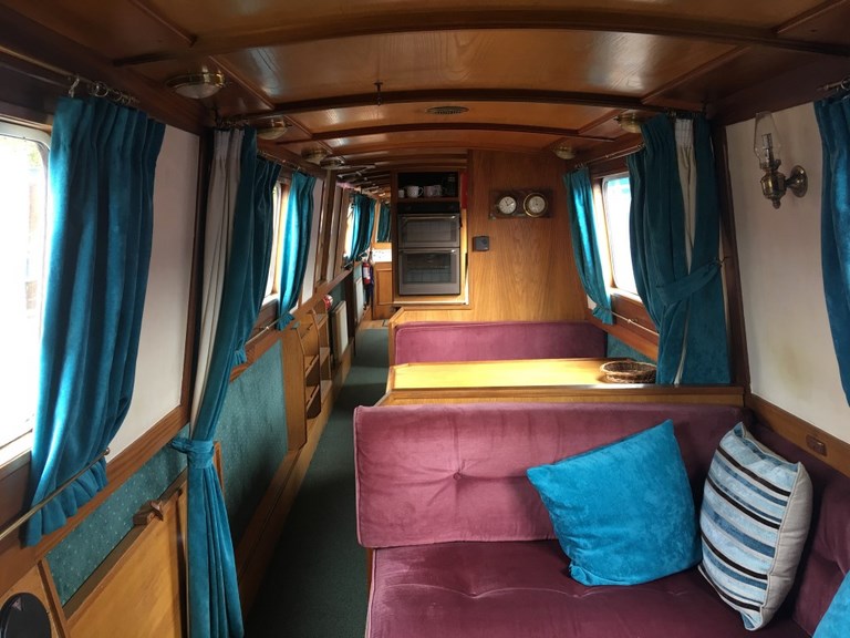 Shared narrow boat Viceroy