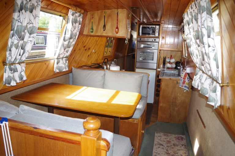 Shared narrow boat Shropshire Blue