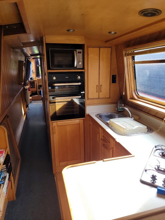 Shared narrow boat Debdale