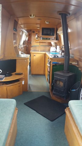 Shared narrow boat The Teal