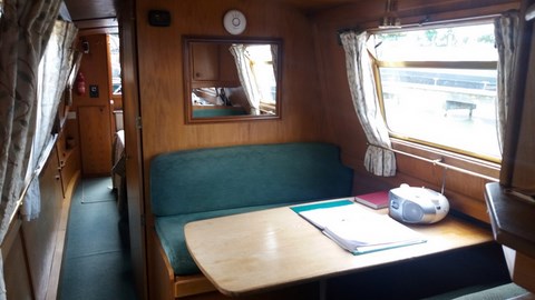 Shared narrow boat The Teal