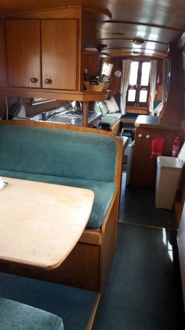 Shared narrow boat The Teal