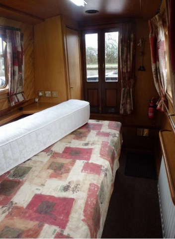 Shared narrow boat Cropredy