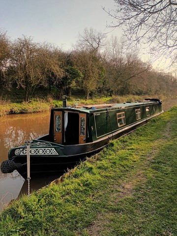 Shared narrow boat Celtic Kiwi