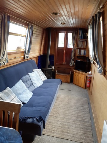 Shared narrow boat Zenith