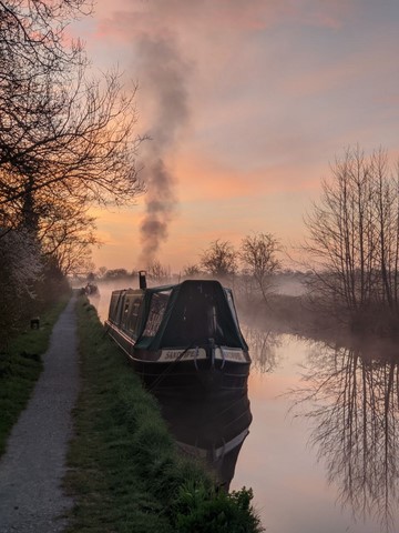 Shared narrow boat Sandpiper