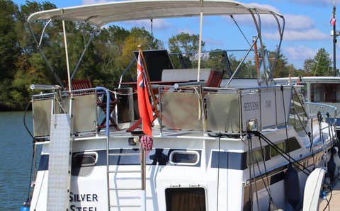 Shared cruiser based in France, Silver Steel
