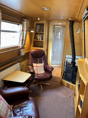 Shared narrow boat Dawn Treader