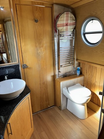 Shared narrow boat Dawn Treader