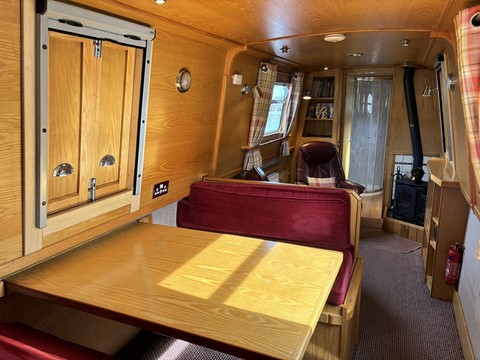 Shared narrow boat Dawn Treader