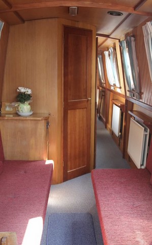 Shared narrow boat Rowington