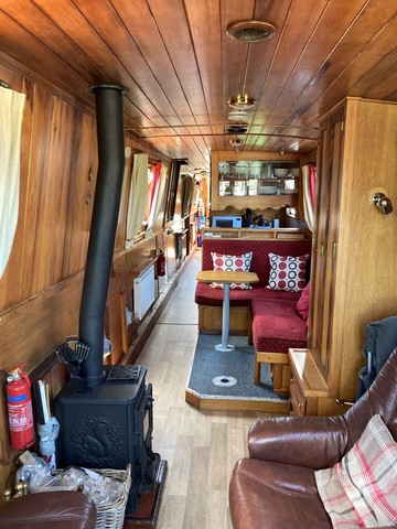 Shared narrow boat Oasis Too