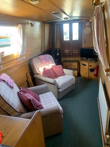 Shared narrow boat Rivendell