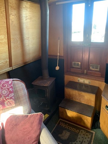 Shared narrow boat Rivendell