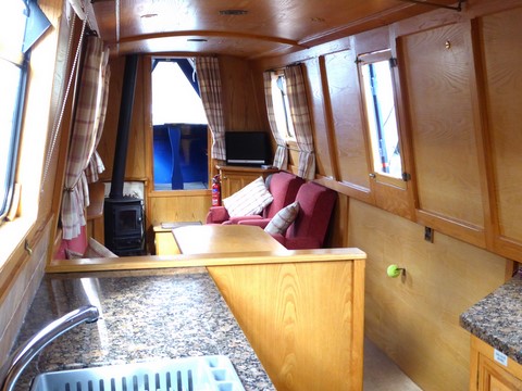 Shared narrow boat Phoenix No.1