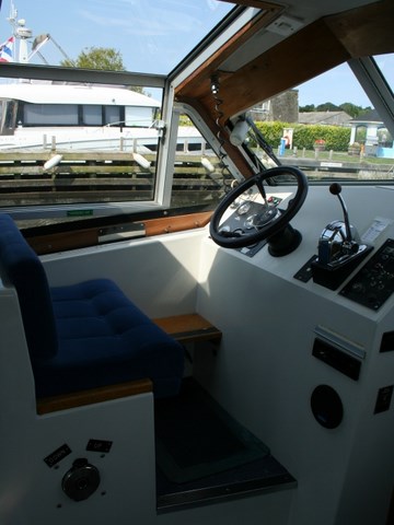 Broads cruiser Moonlight Shadow