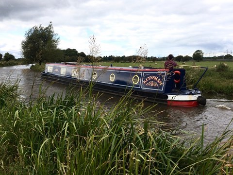Shared narrow boat Keynsham