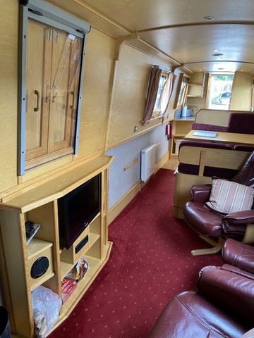 Shared narrow boat Dawn Mist