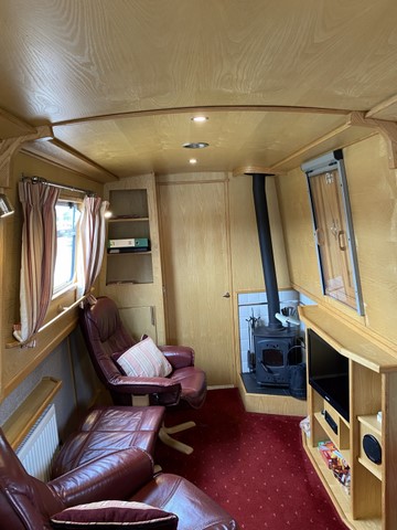 Shared narrow boat Dawn Mist