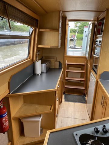 Shared narrow boat Dawn Mist
