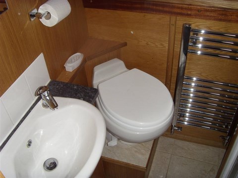 Shared narrow boat Meridian