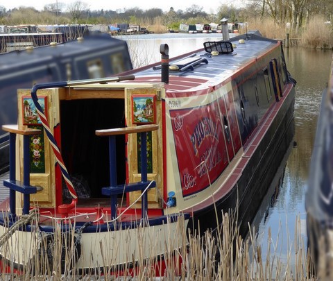Shared narrow boat Phoenix No.1