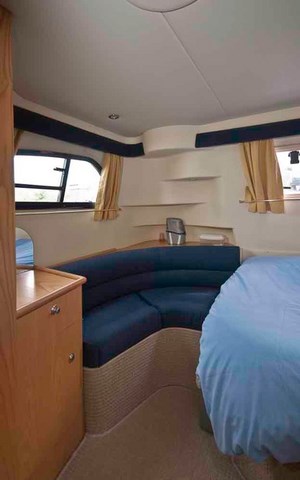 Shared cruiser Ranworth Breeze on the Norfolk Broads