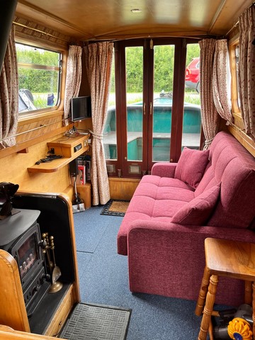 Shared narrow boat Hawksmoor