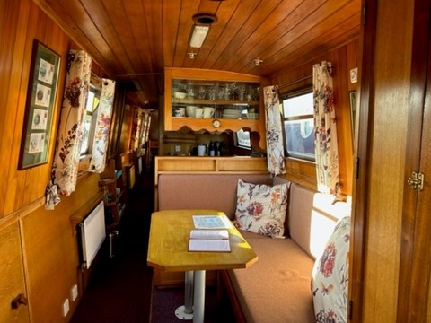 Shared narrow boat Sandpiper