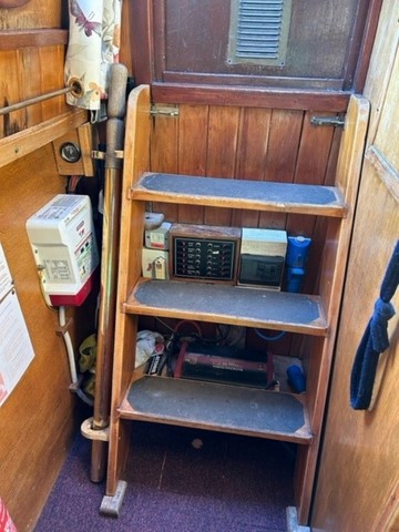 Shared narrow boat Sandpiper