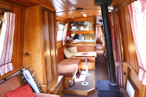 Shared narrow boat Sapphire Cut