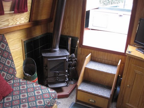 Shared narrow boat Brunel