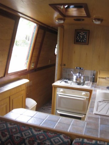 Shared narrow boat Brunel