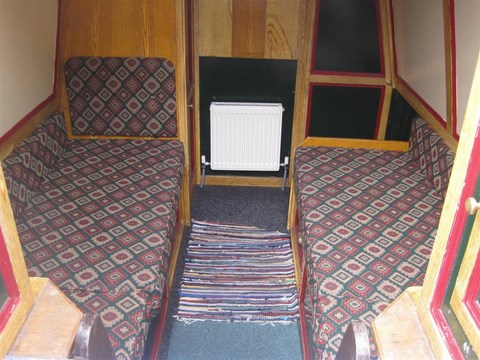 Shared narrow boat Brunel