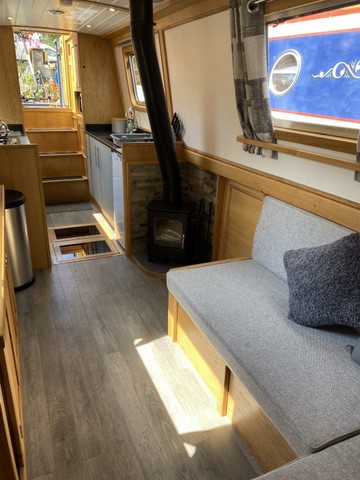 Shared narrow boat Silken Mist