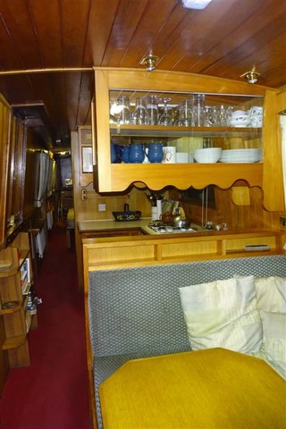 Shared narrow boat Steelaway