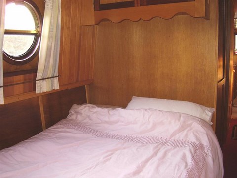 Shared narrow boat Steelaway
