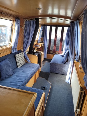 Shared narrow boat Debdale