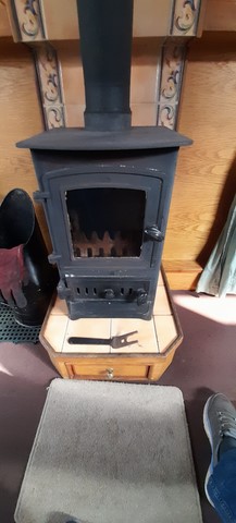 Shared narrow boat Cheddington