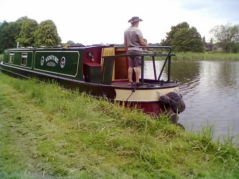 Shared narrow boat Venture